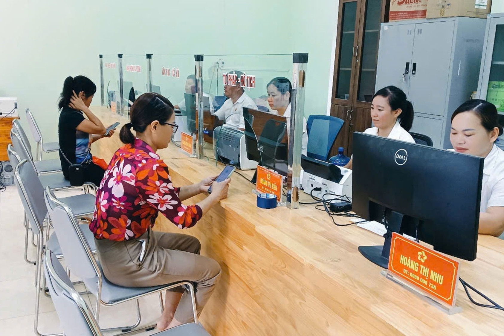 Can all land procedures be transferred to wards and communes?