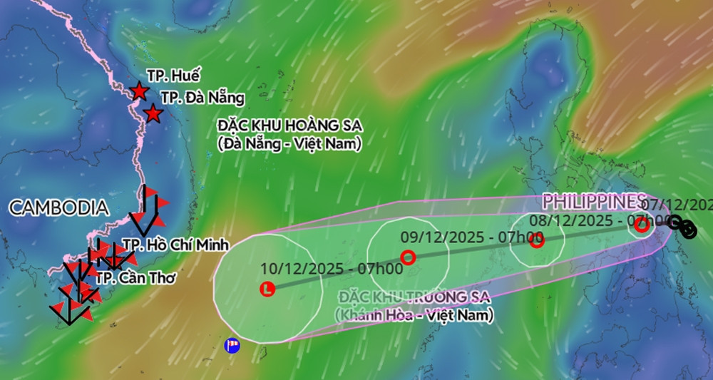 Tropical depression to reach East Sea on Dec 8 with gusts up to level 8
