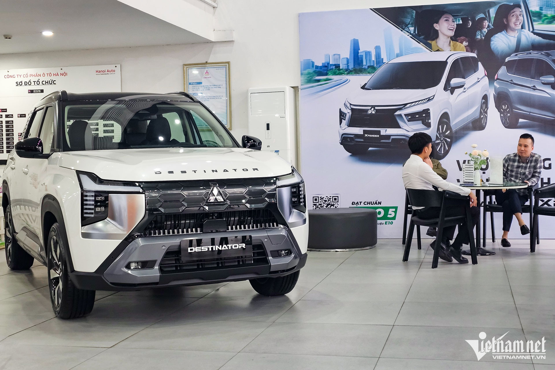 W-Mitsubishi Destinator (22).jpg