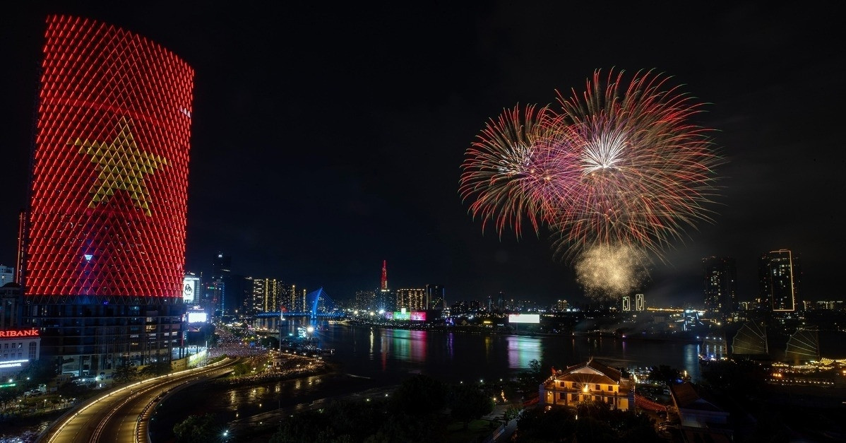 Ho Chi Minh City to light up with fireworks at four locations for New Year 2026