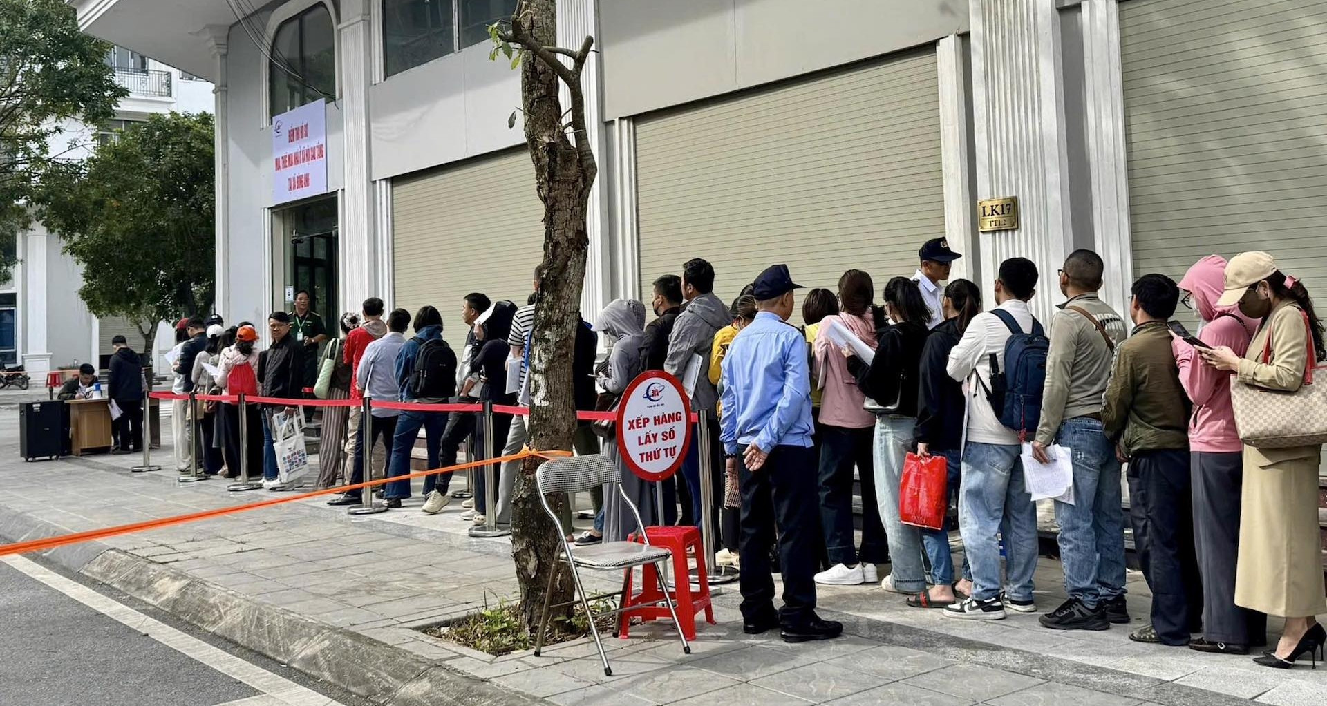 Hanoi goes fully digital for land data procedures