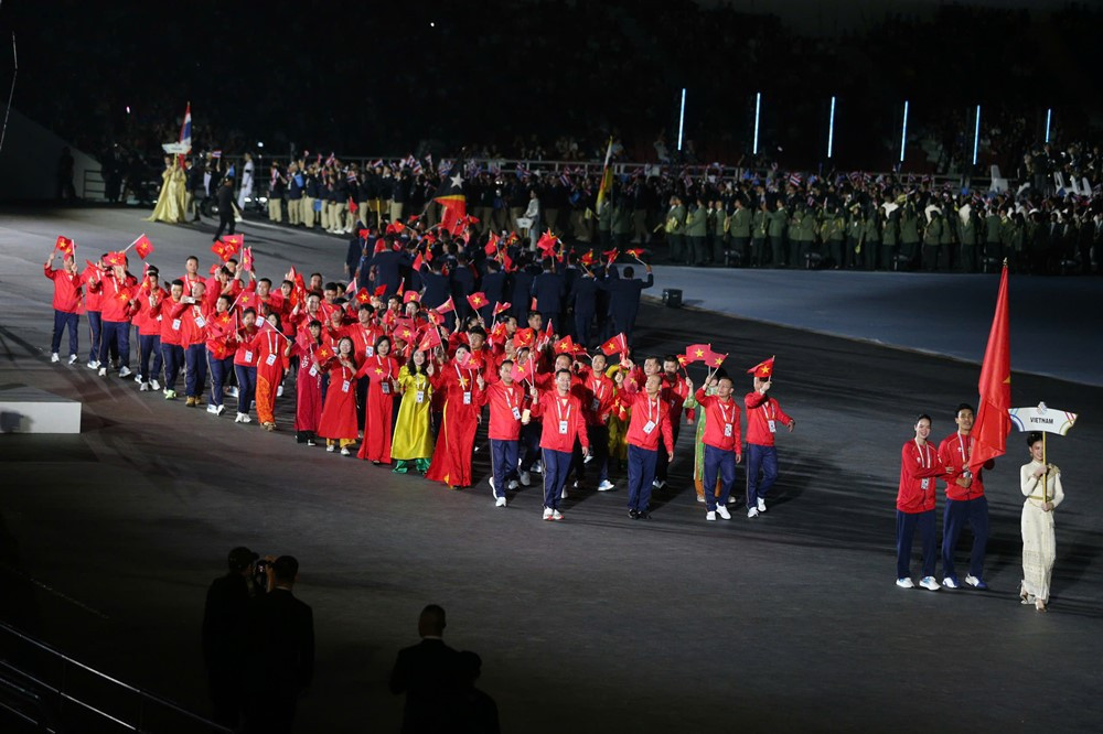 https://static-images.vnncdn.net/vps_images/000001/000003/2025/12/9/viet-nam-sea-games-33-1-2826.jpg?width=0&s=0XP2-W74l4riVmhAiaysXw