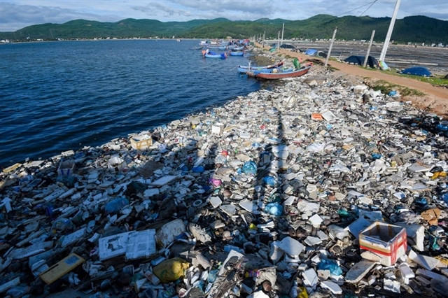 Vietnam’s tourism sector pledges to eliminate single-use plastics by 2030