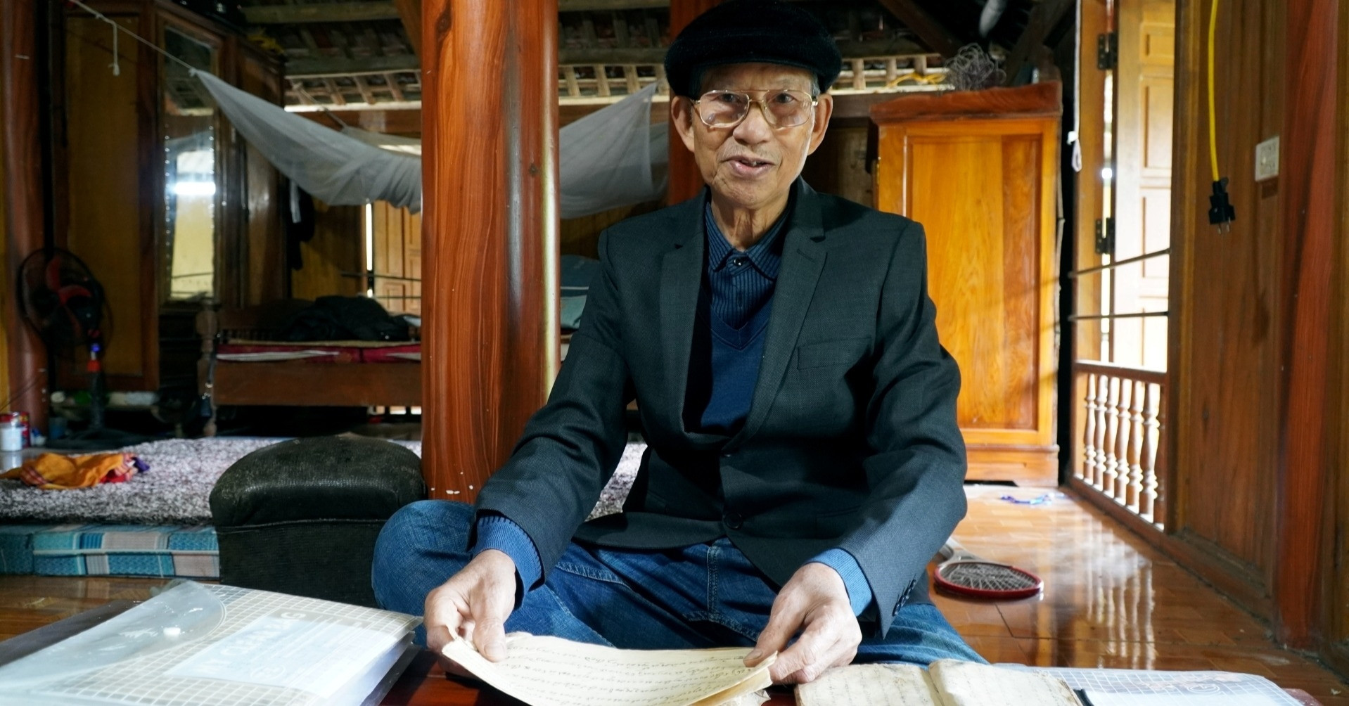 Elderly man in Thanh Hoa dedicates 40 years to preserving ancient Thai script