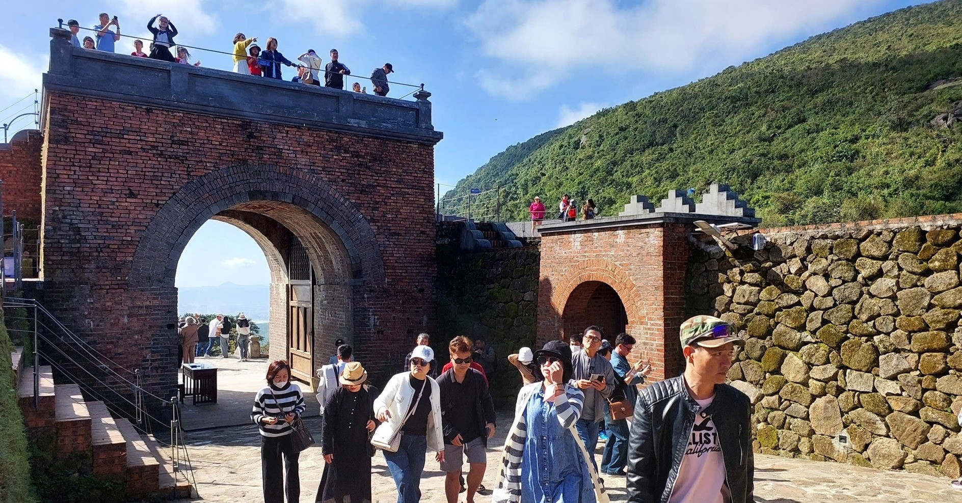 Hai Van Pass bustling with travelers as visitors explore the historic gate