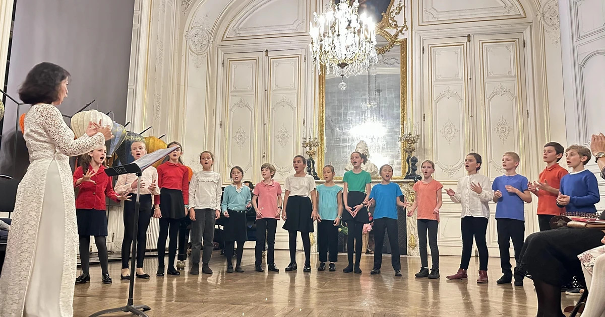 French choir revives Vietnamese folk music