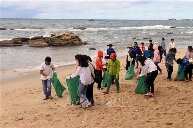 Project helps minimise impact of plastic waste on coastal communities