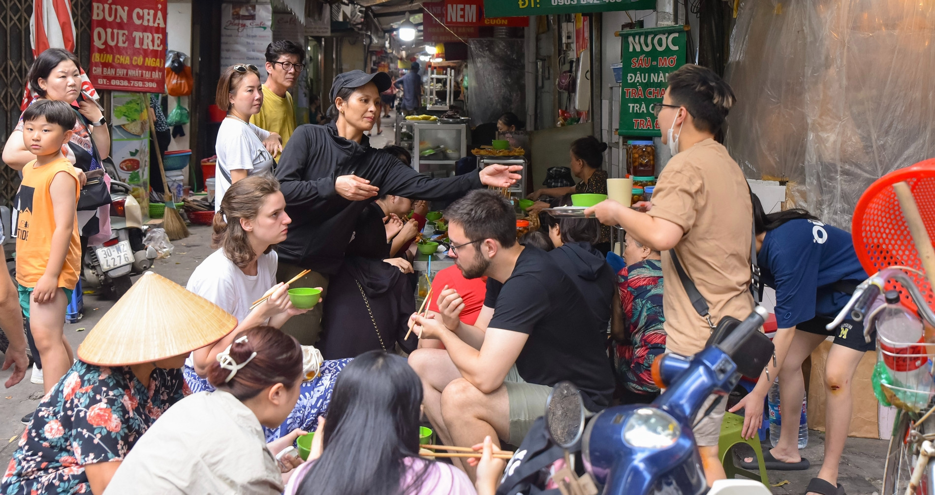 The top 5 street food spots in Hanoi that food lovers can’t miss