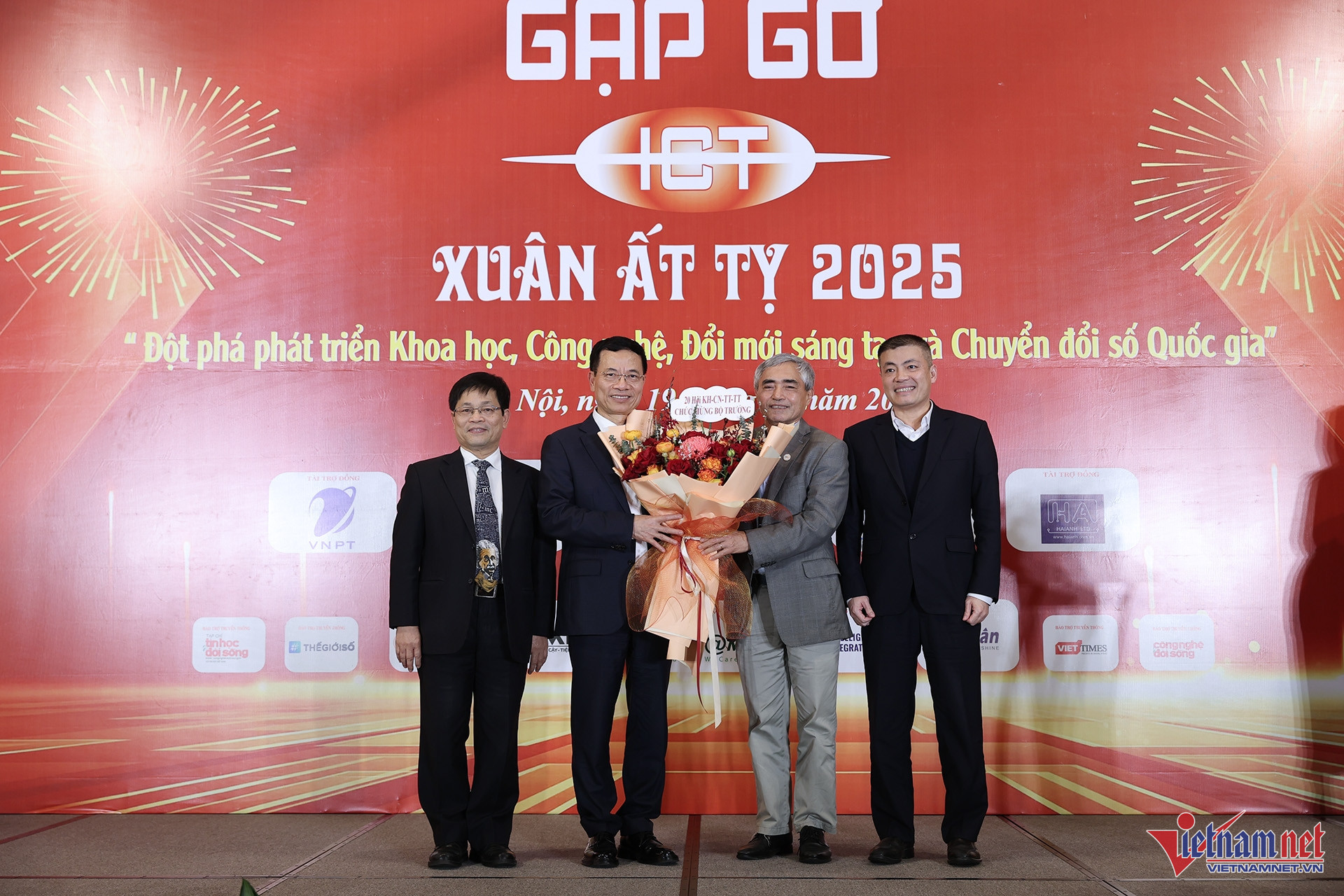 W-gap go ICT dau xuan 2025 1.jpg