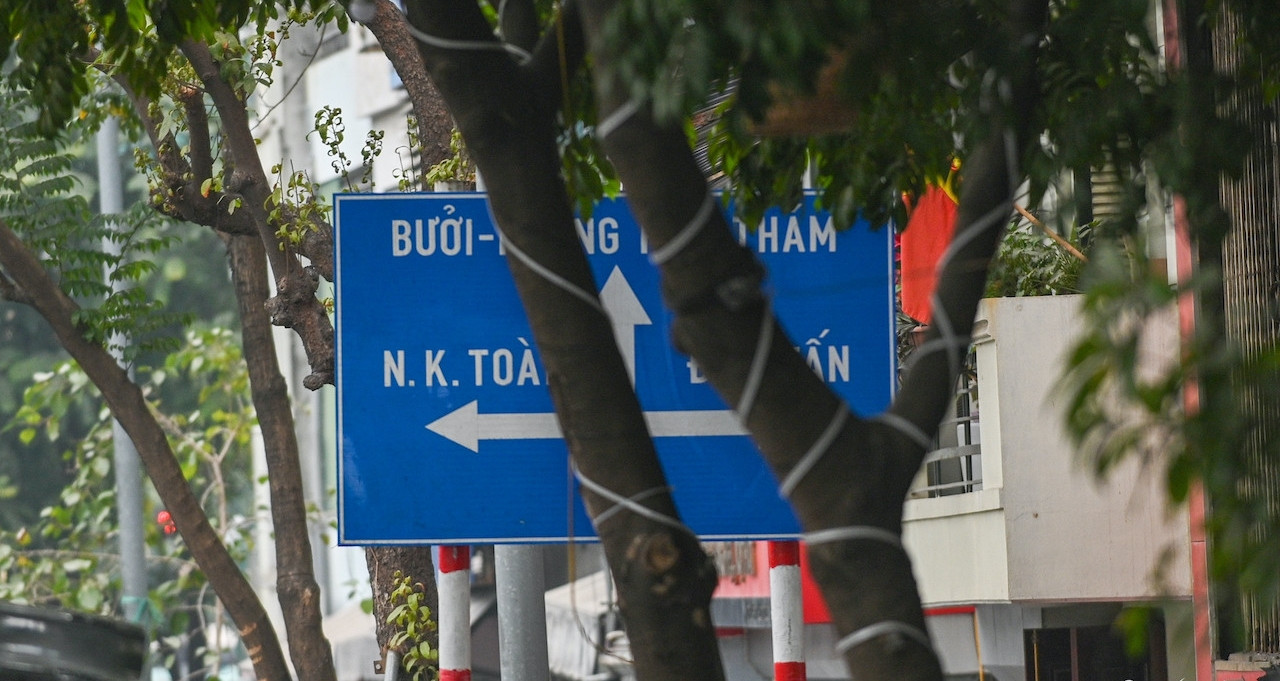Transport Ministry orders urgent fix to chaotic signage
