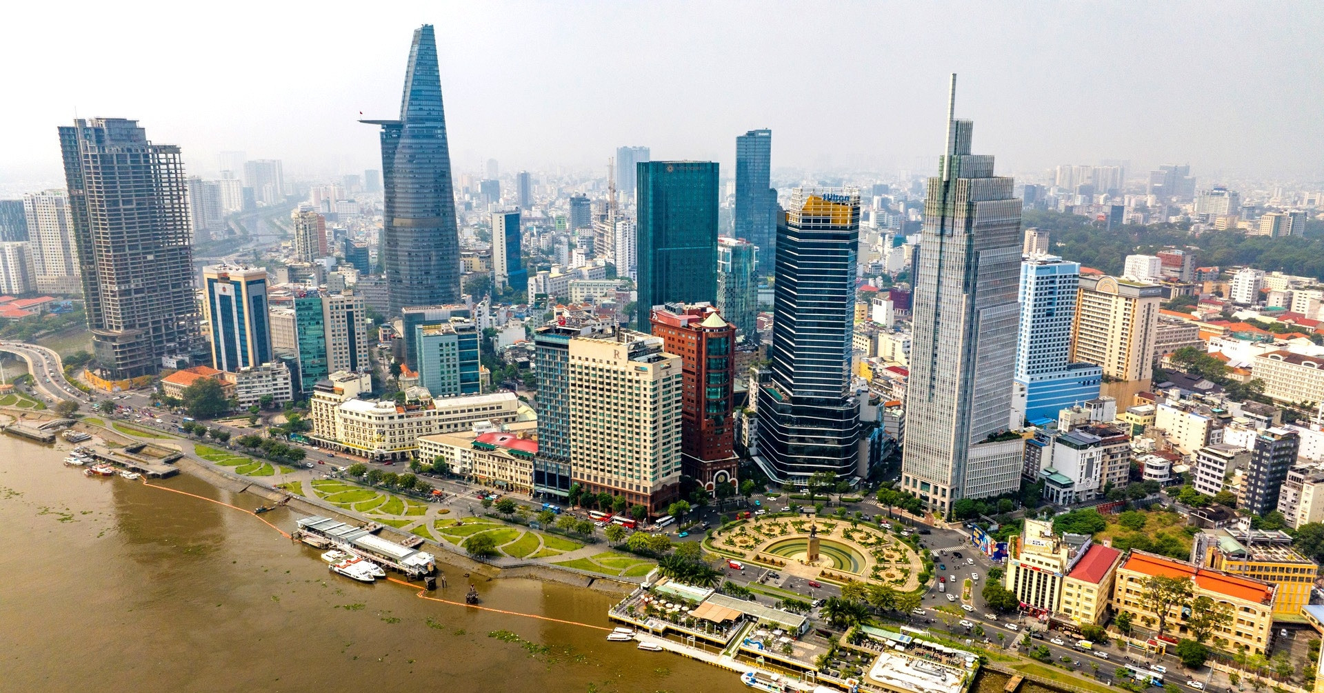 Vietnam proposes new real estate policies for foreigners in financial centers