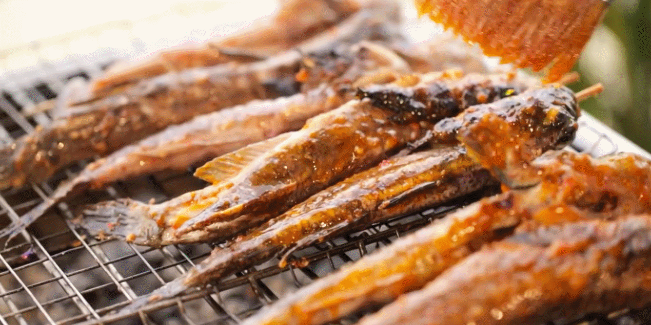 thumb cá thòi lòi nướng muối ớt 1.gif