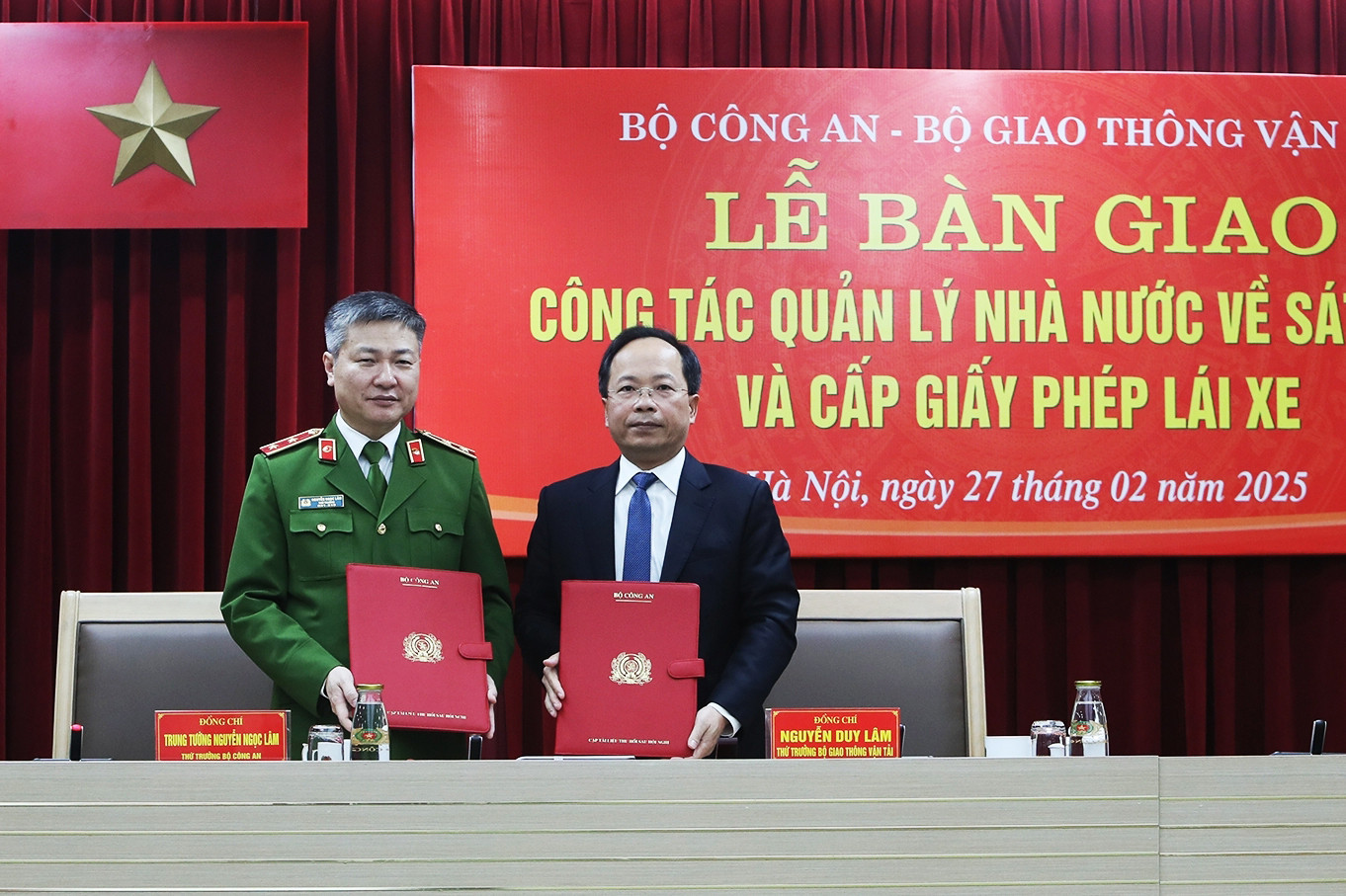 w ban giao sat hach 92199.jpg