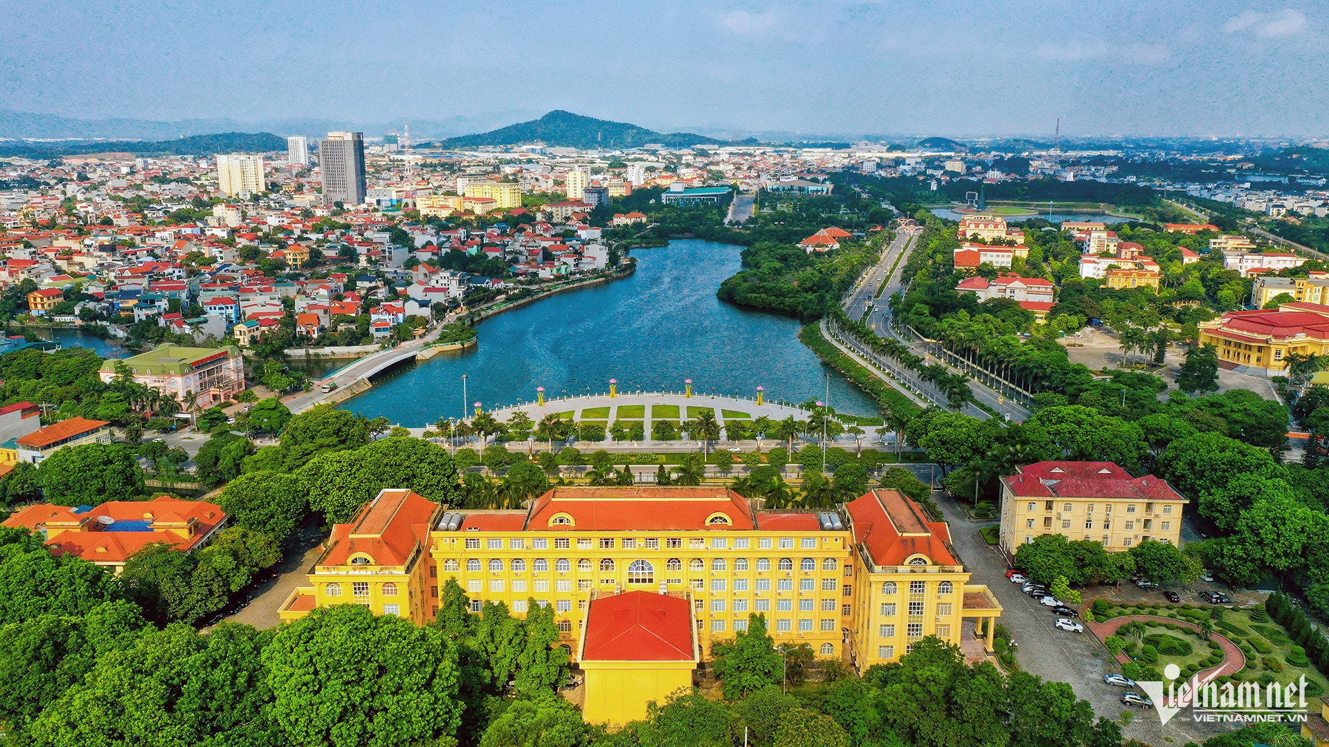 dv hanhchinh HoangHa.jpg