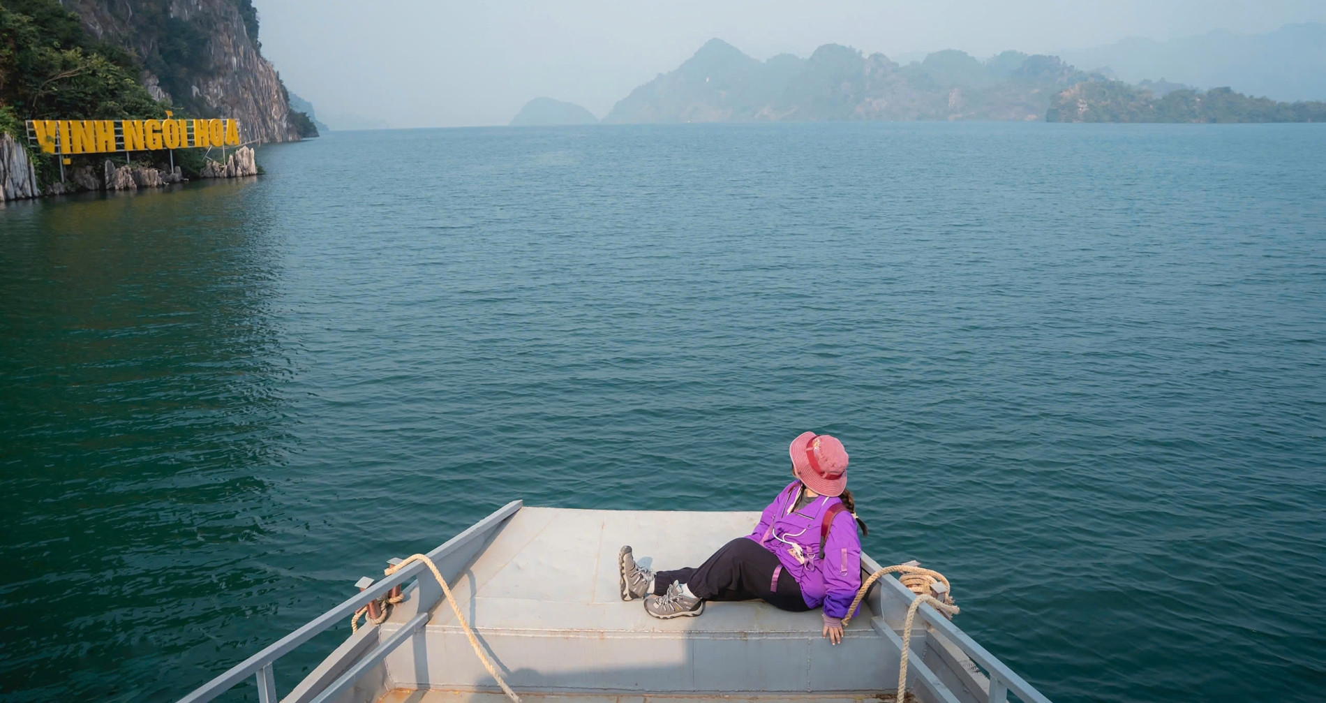 Ngoi Hoa Bay: The hidden ‘Halong Bay on land’ in Hoa Binh