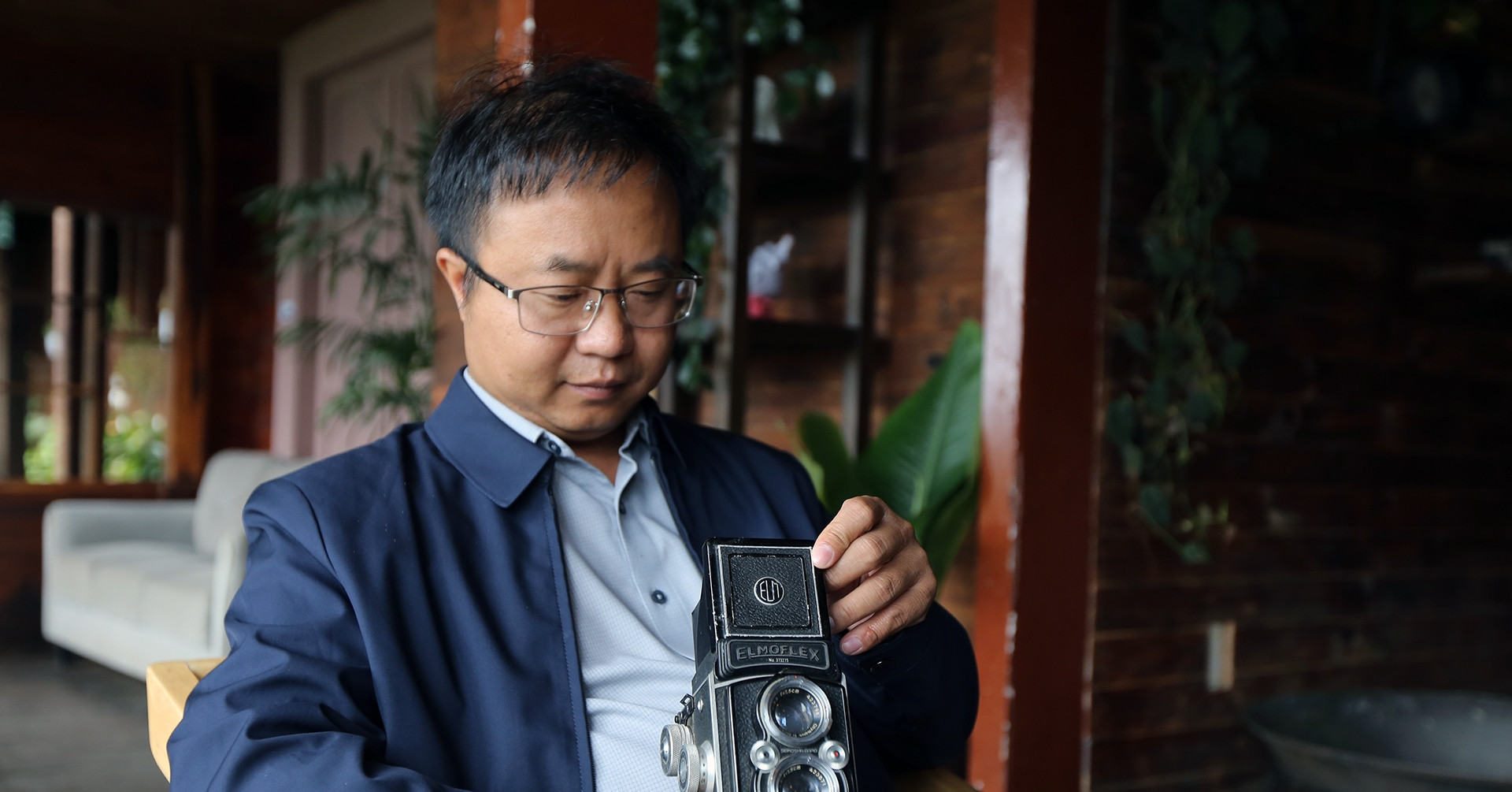 A Da Lat man's love for vintage cameras: Collecting, preserving, and giving away