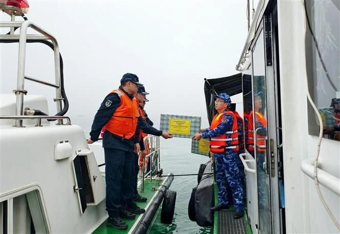 Vietnam, China Coast Guards conduct joint patrol in Gulf of Tonkin