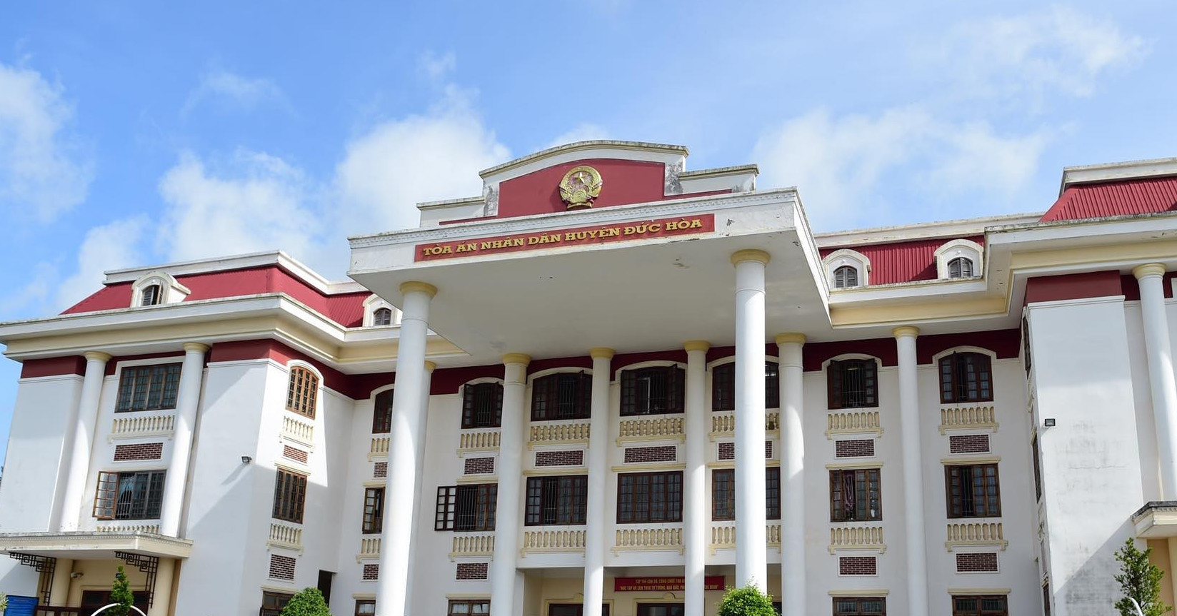 Vietnam’s Politburo plans to eliminate district-level courts and procuracies