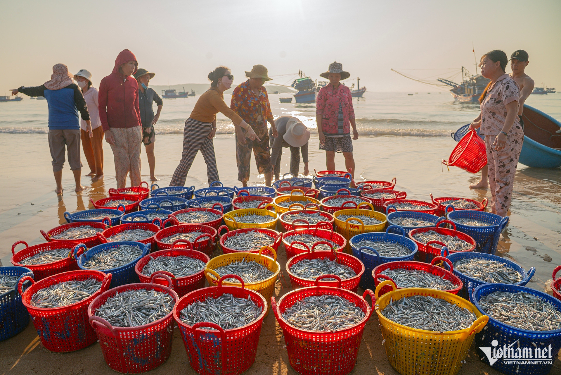 vietnam fishermen.jpg9.jpg
