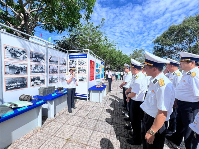 Exhibition highlights VN naval history, sovereignty over Hoang Sa, Truong Sa