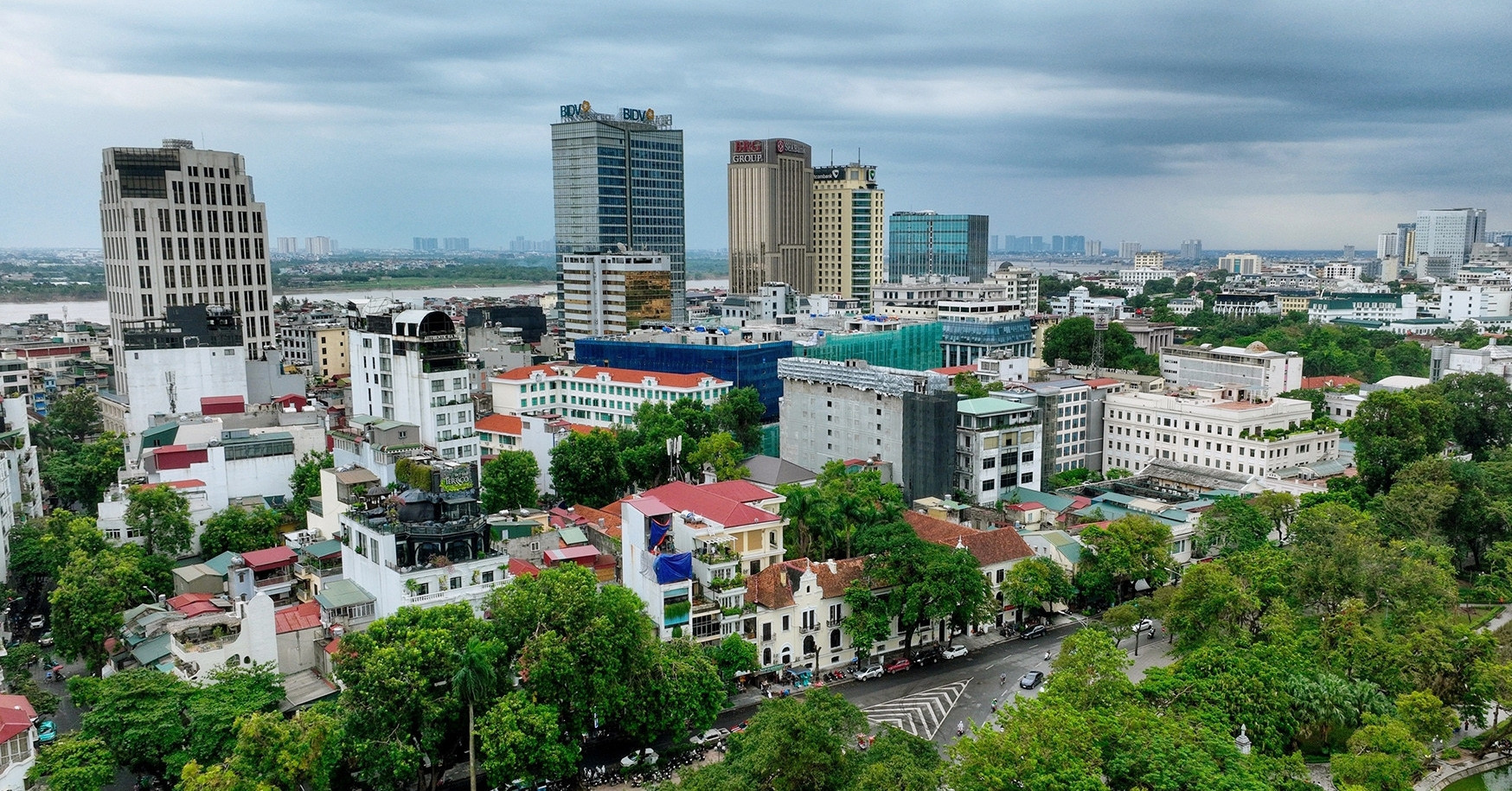 Hanoi to expand Hoan Kiem Lake area, promises highest compensation for residents