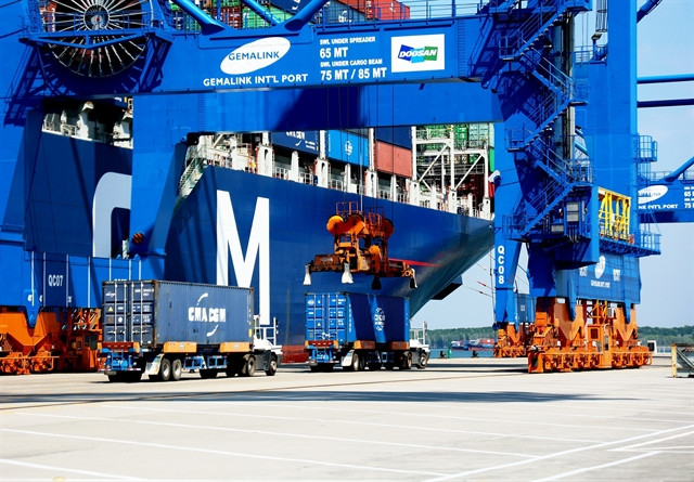 Vietnam seeks to diversify markets to reduce export risks
