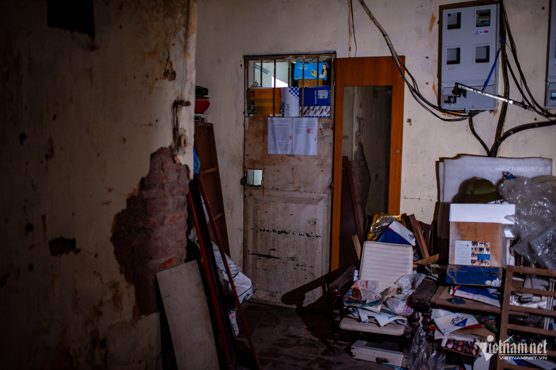 hanoi old apartments19.jpg