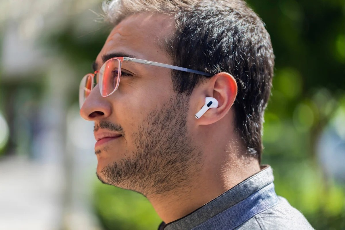 Apple to add real-time translation to AirPods with iOS 19 update