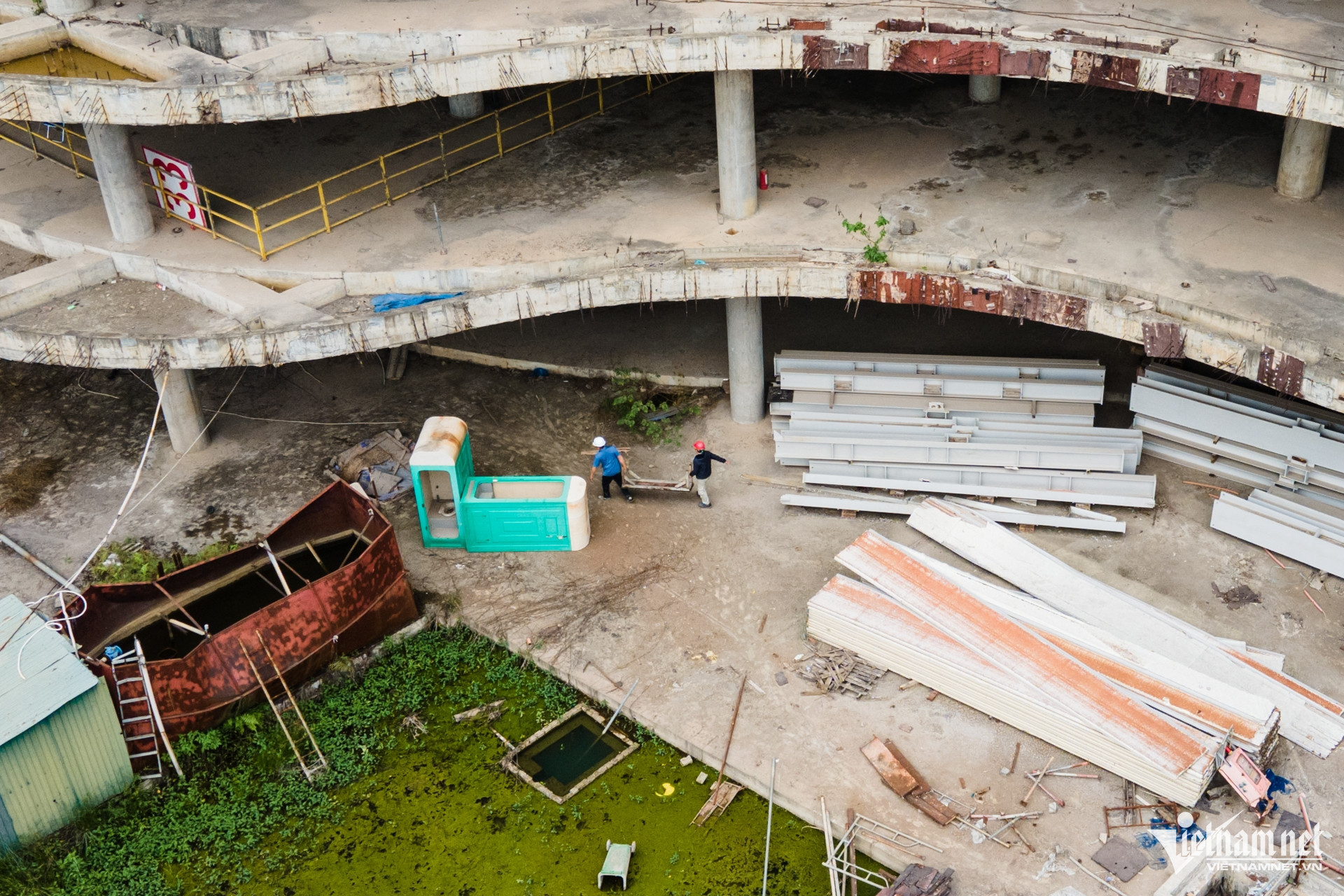 abandoned project7.jpg