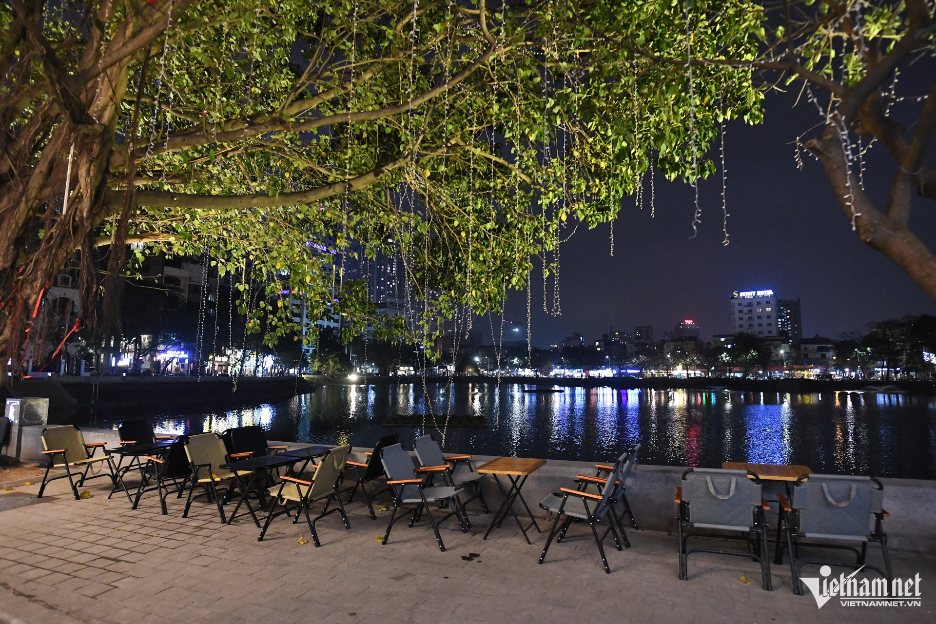 hanoi pedestrian street5.jpg