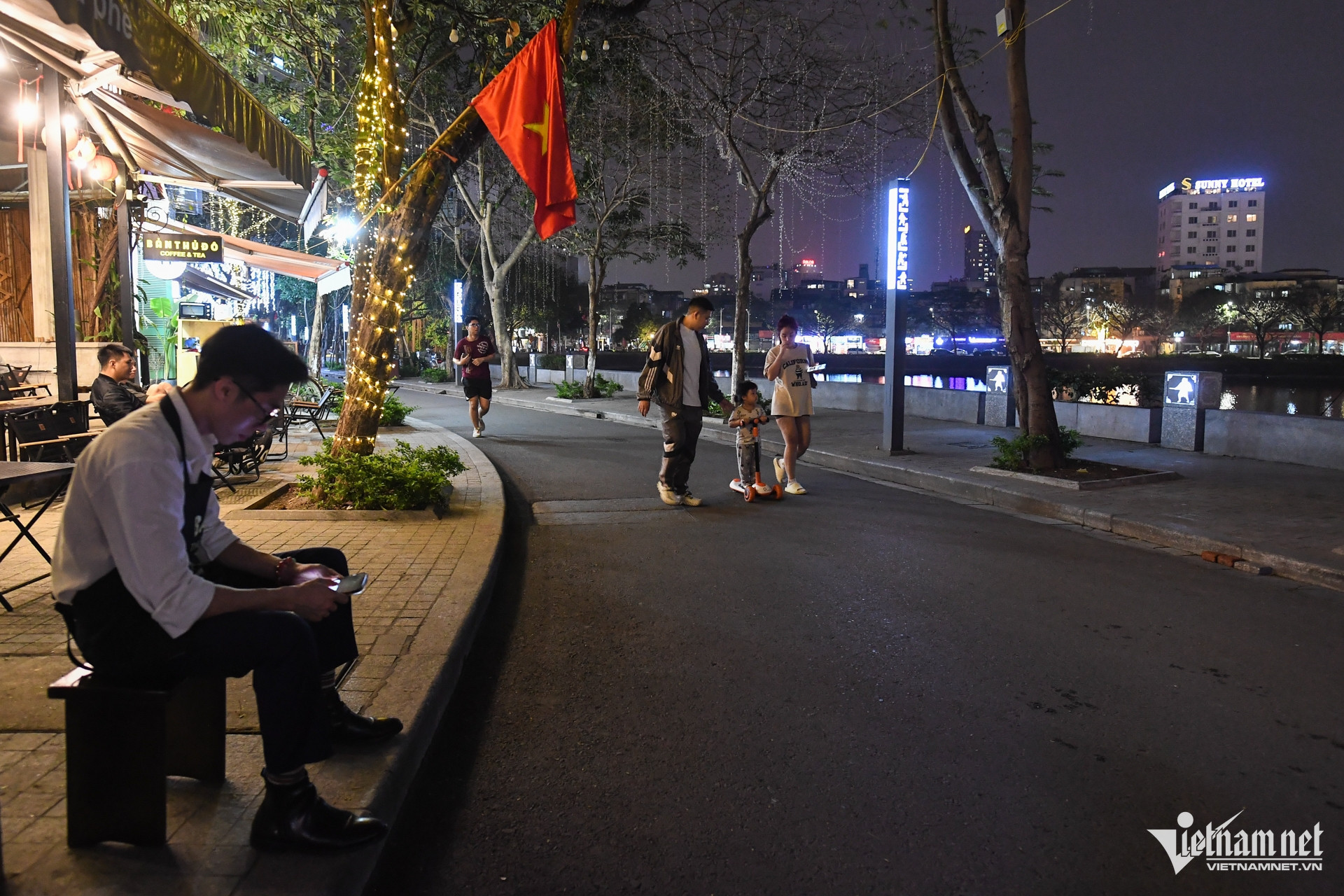 hanoi pedestrian street8.jpg