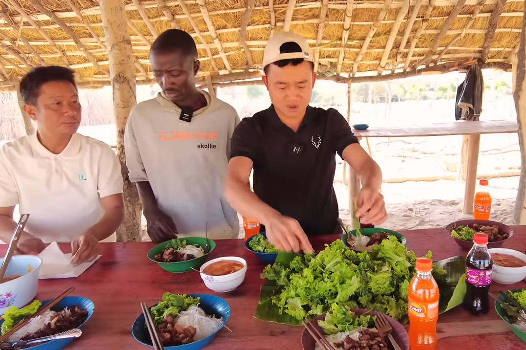 African residents try bun thit nuong prepared by Vietnamese expats in Africa