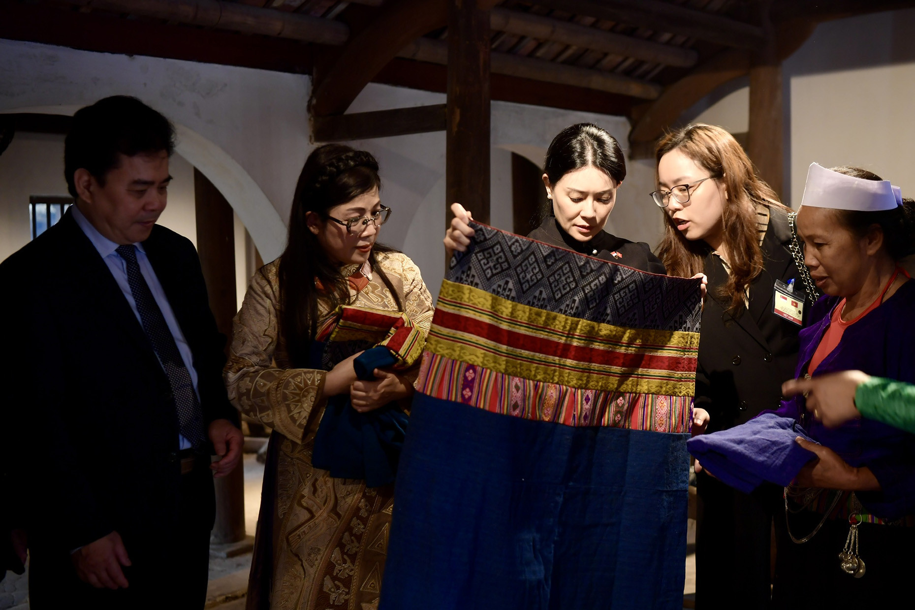 vietnam singapore6.jpg