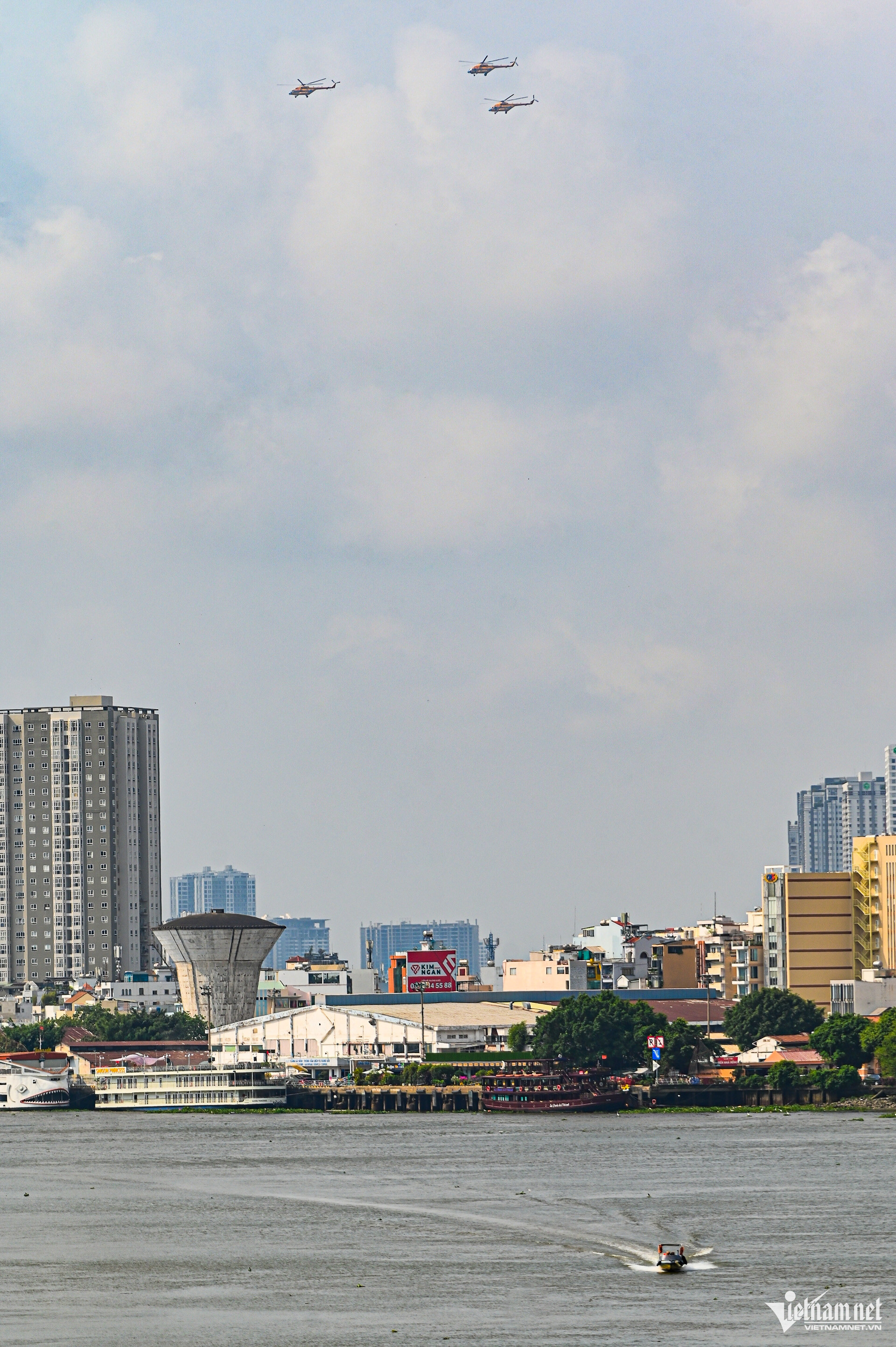 vietnam air force8.jpg