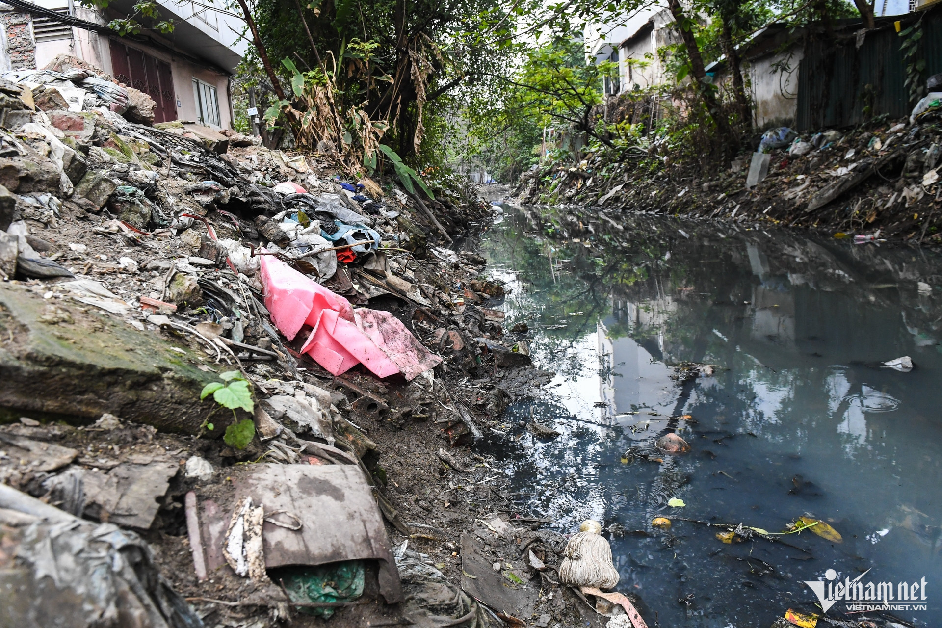 water pollution hanoi12.jpg