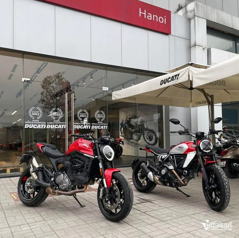 W-Ducati Hanoi 2.jpg