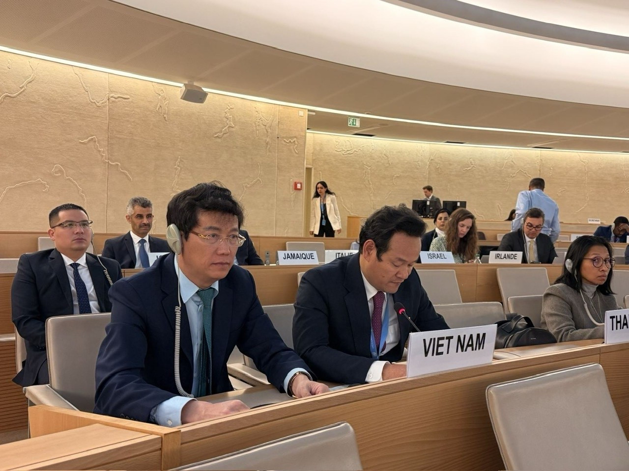 viet nam keu goi cham dut xung dot bao ve dan thuong va thuc day giai phap hai nha nuoc cho van de palestine israel 20250327153903.jpg