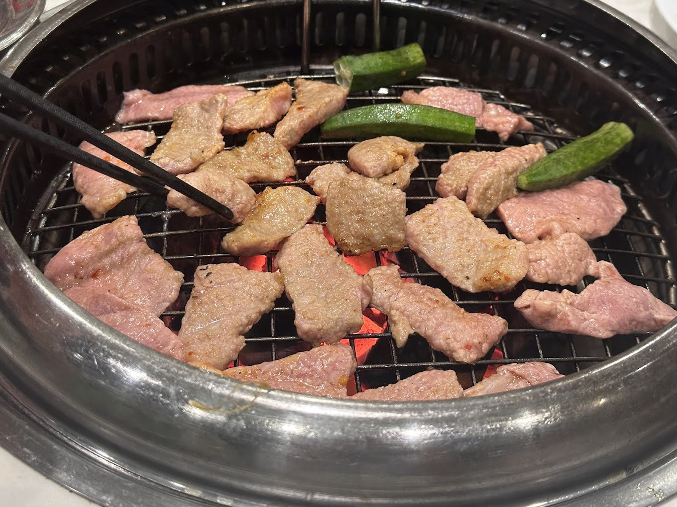 nầm dê Ely Jeong.jpg