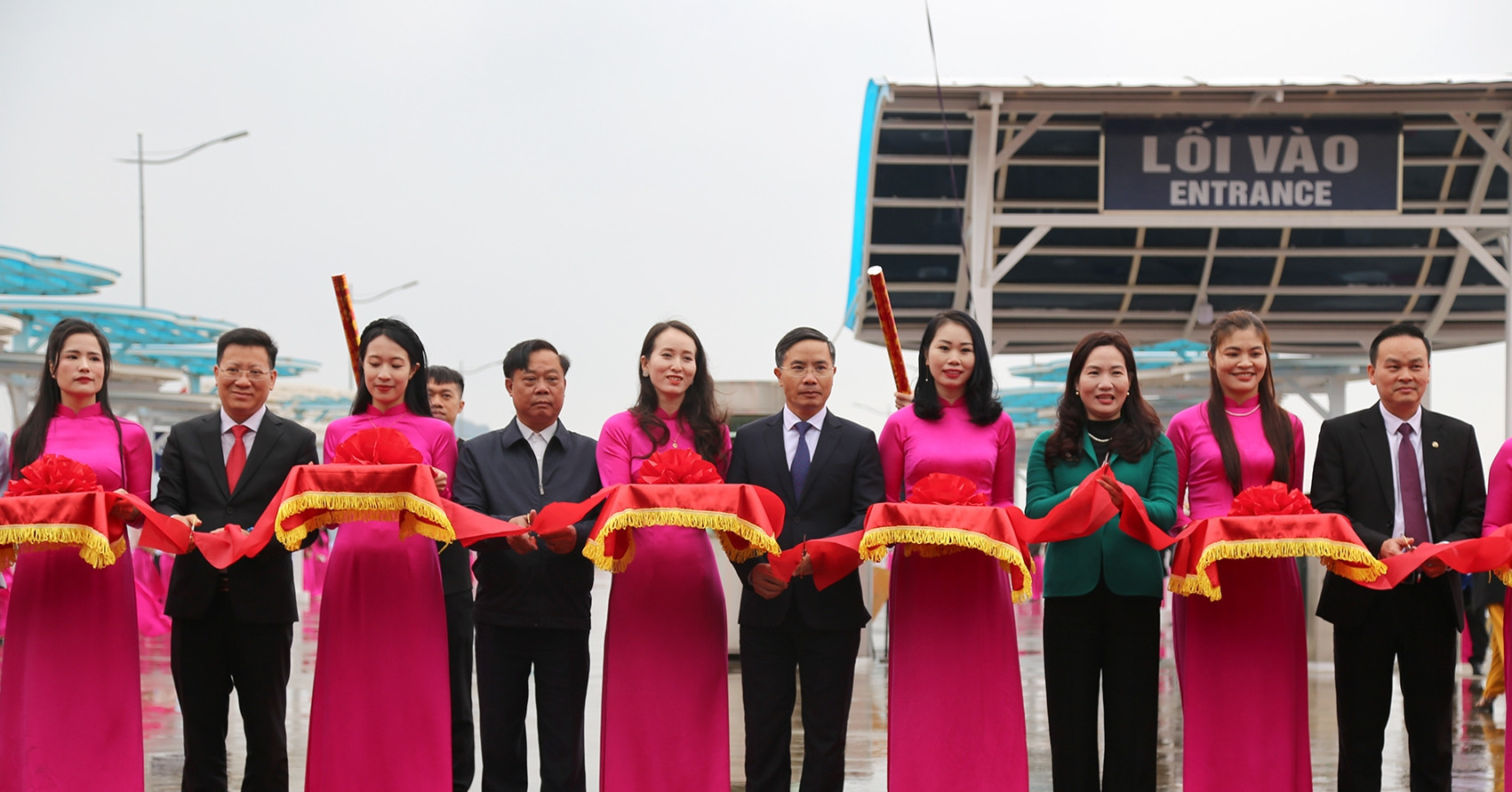 Bai Tu Long Bay opens new tourism routes, targeting 2 million visitors