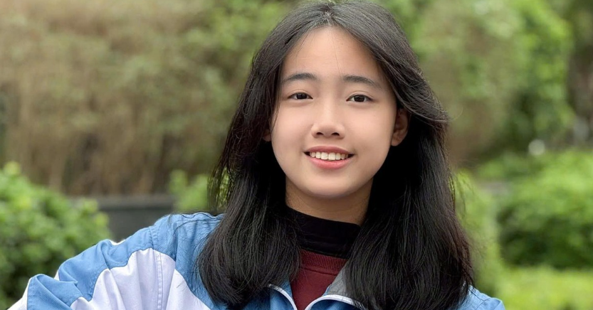 Female student shines as Vietnam’s sole girl on national IMO team