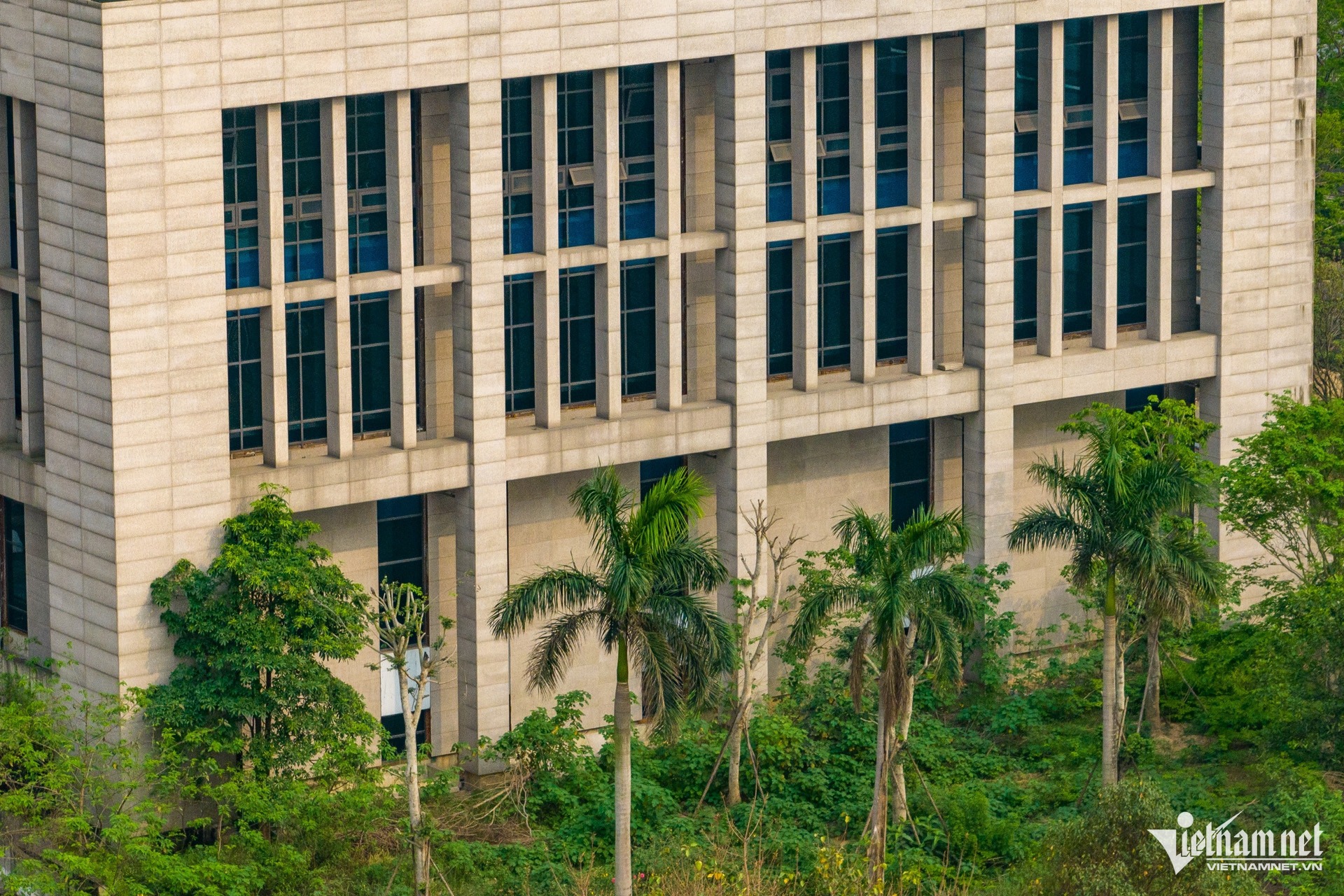 hanoi building15.jpg