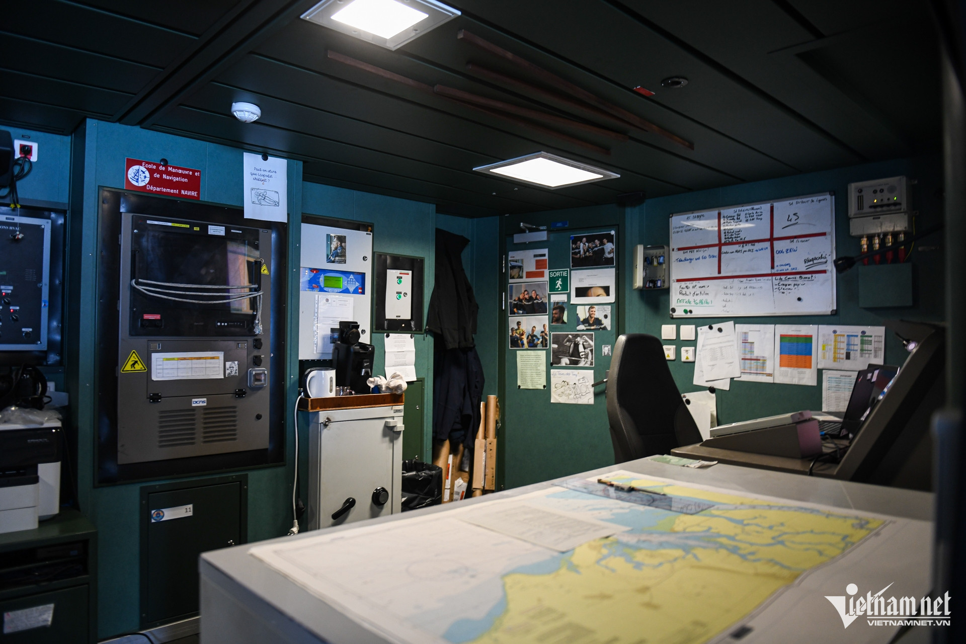 french naval ship10.jpg