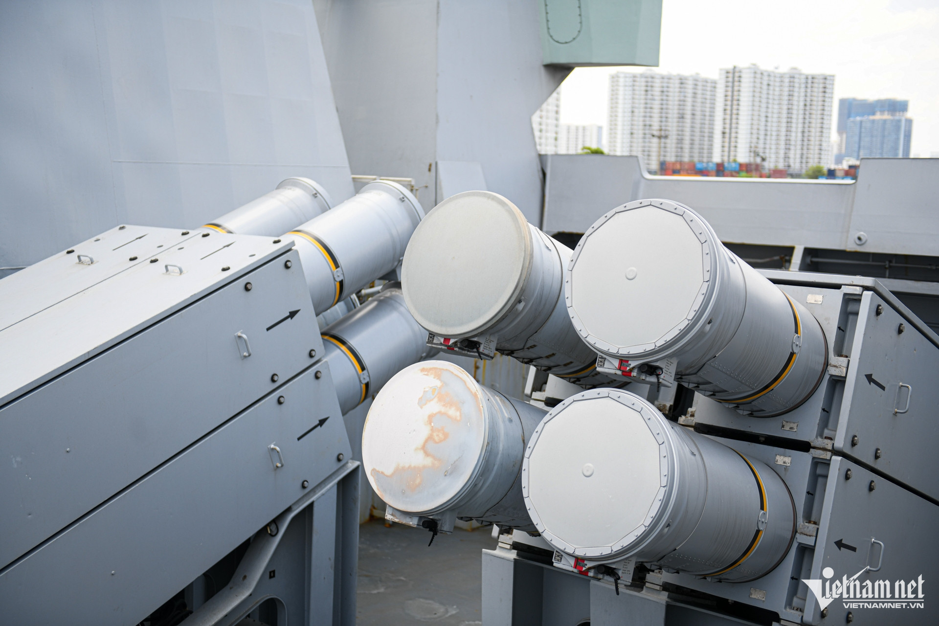 french naval ship4.jpg