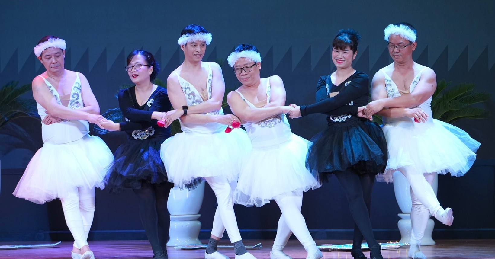 Vietnamese male teachers go viral with ballet performance for Women’s Day