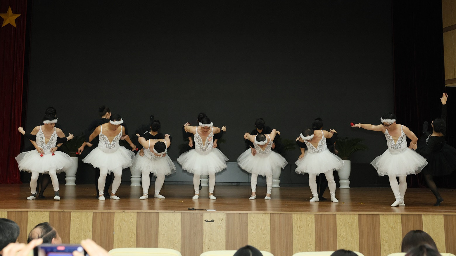 thay giao mac vay (3).JPG