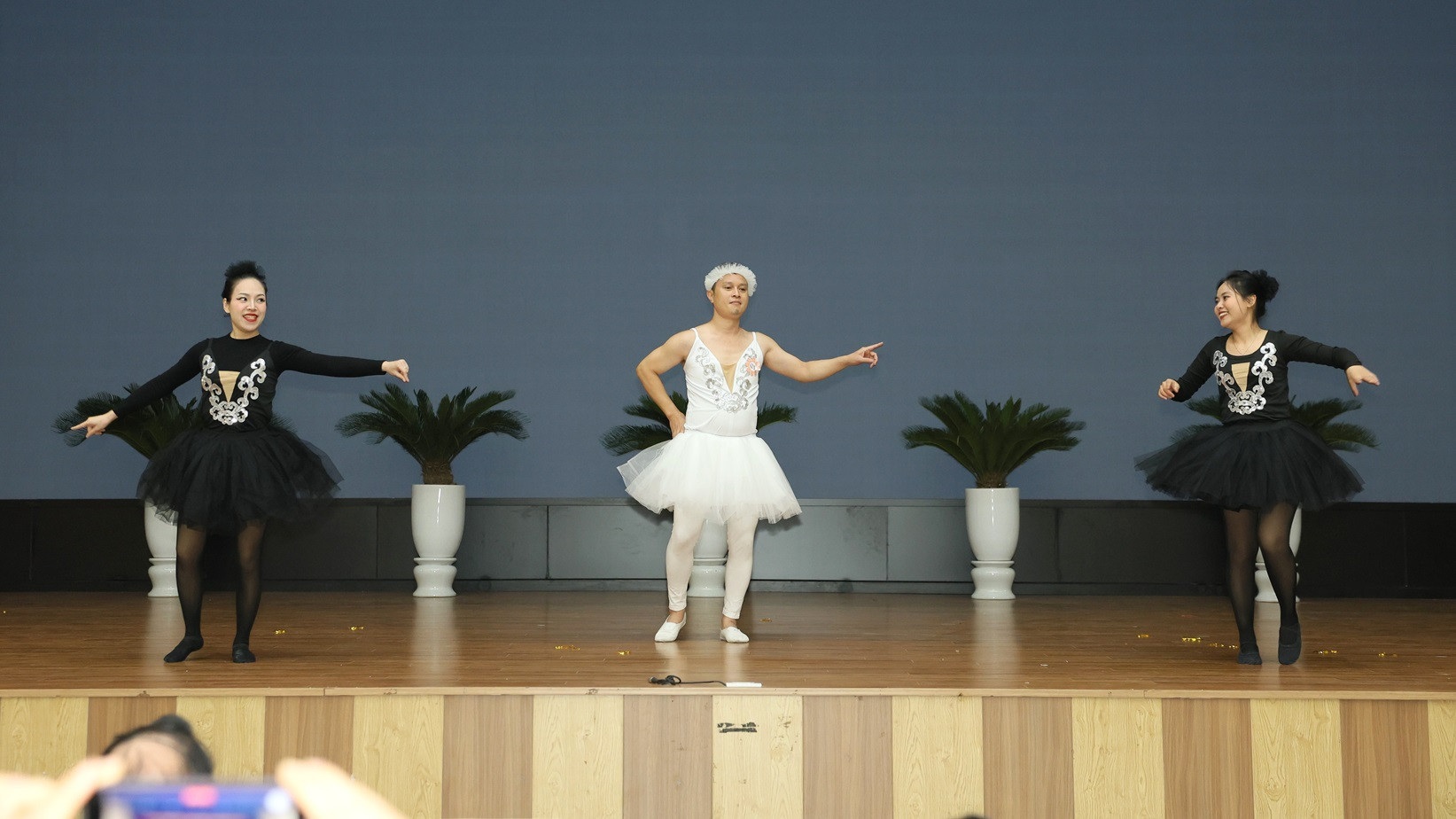 thay giao mac vay (8).JPG