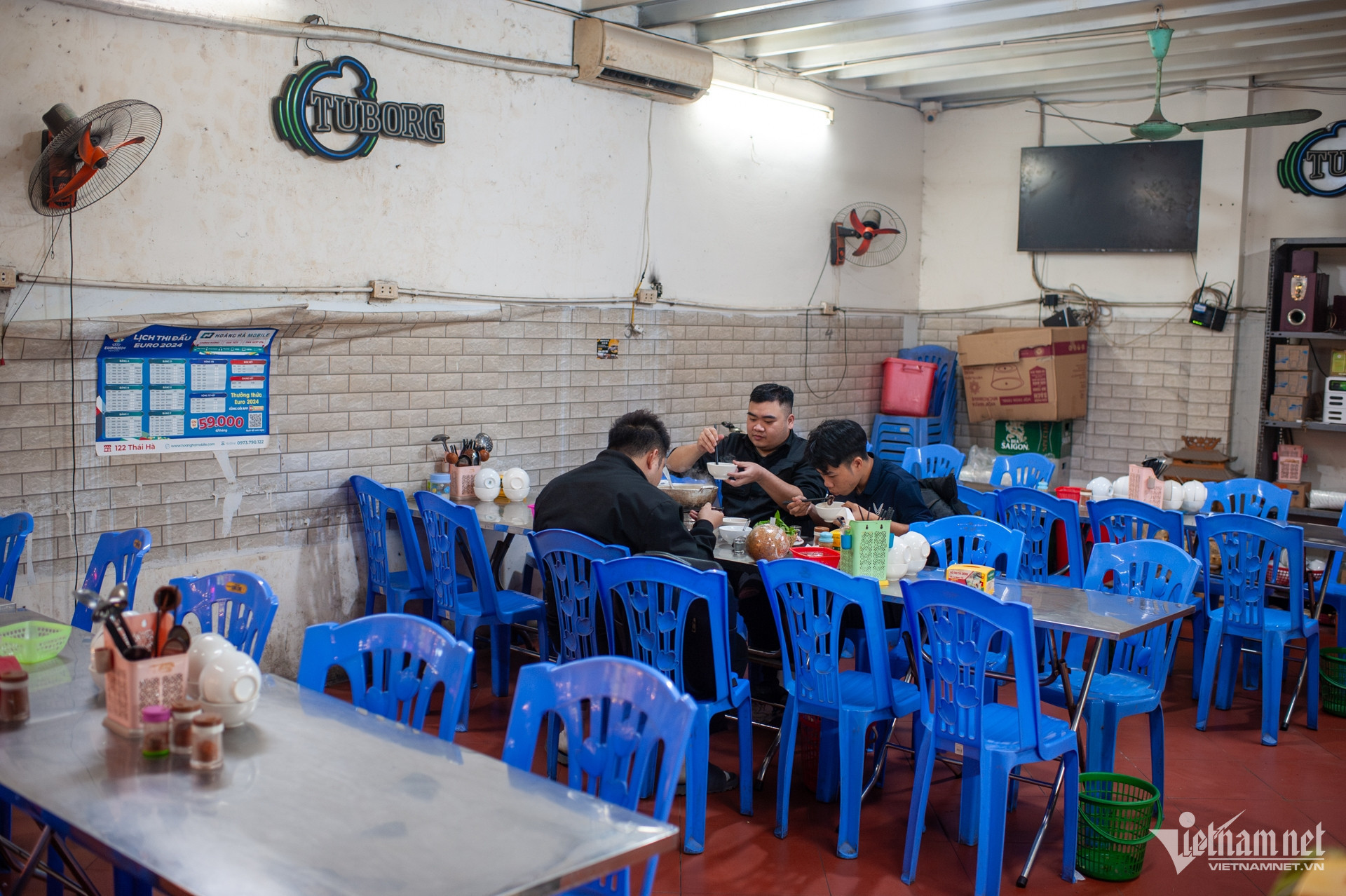 hanoi pedestrian road6.jpg