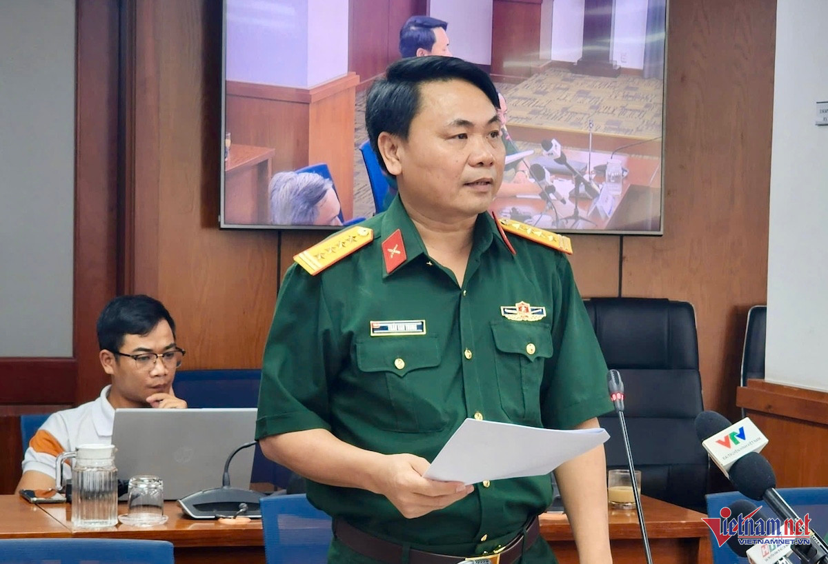 W-họp báo lễ 30 4.jpg