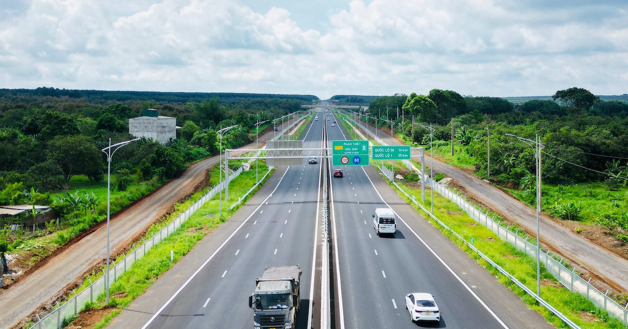 Vietnam proposes tolls on five state - funded expressways