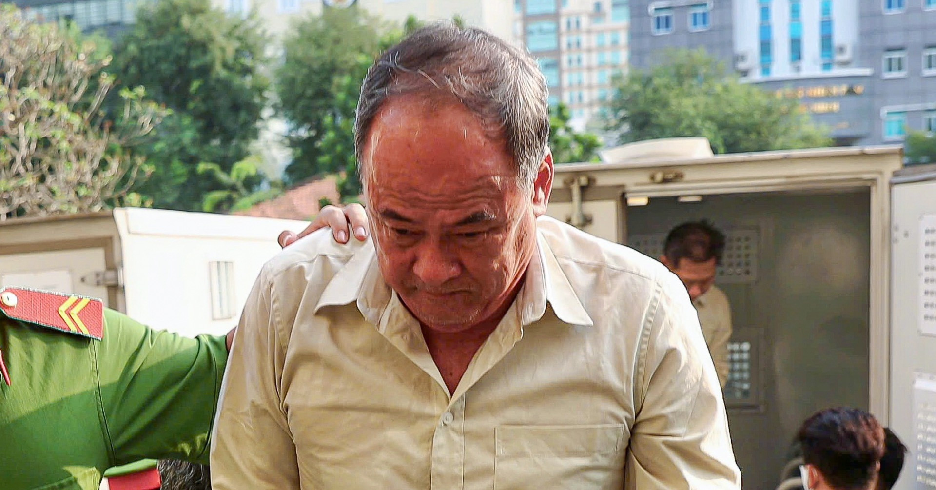 Ex-An Giang chairman imprisoned in major sand mining corruption trial